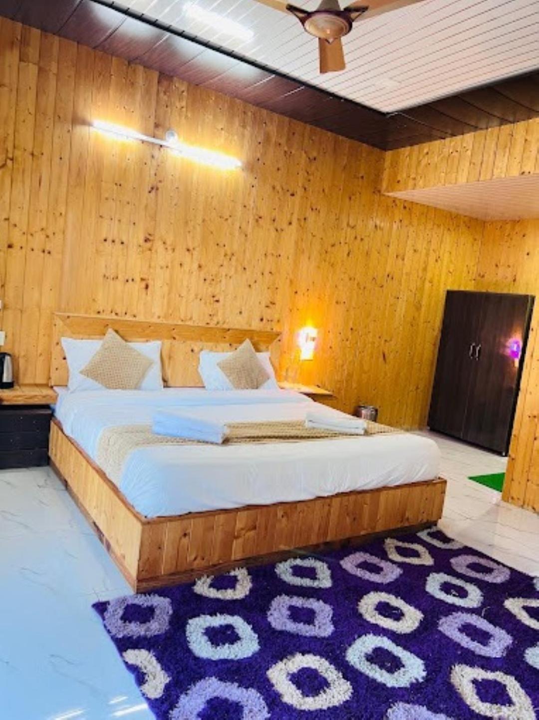 The Village Retreat Resort , Guptkashi Gupta Kashi Ngoại thất bức ảnh